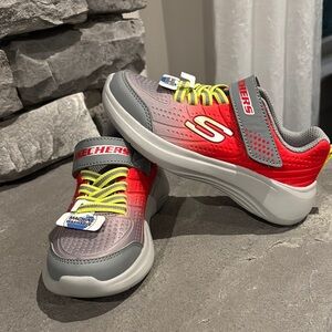 Skechers machine washable velcro closure, pull tab, cushioned sneakers, play